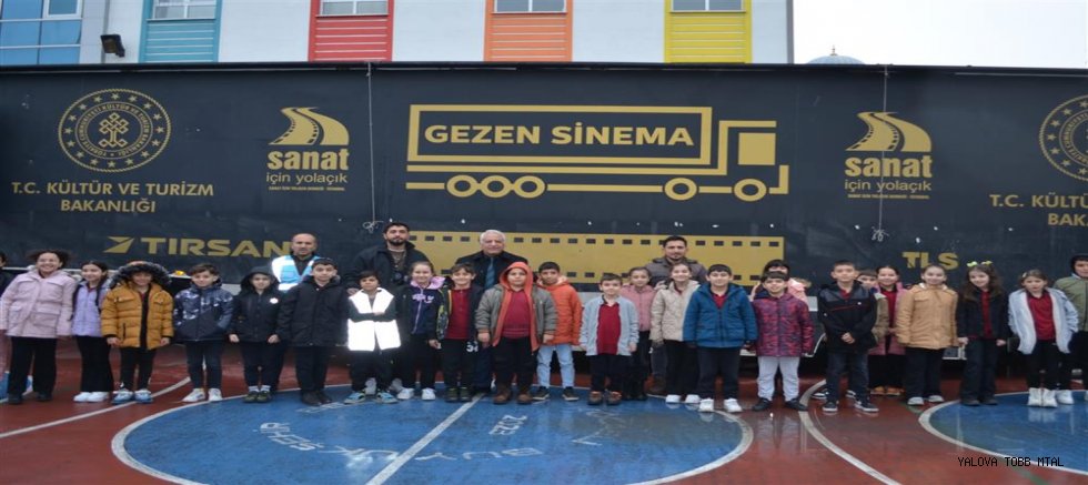 Gezen Sinema Yüzlerce Durağın Ortak Heyecanı Oldu