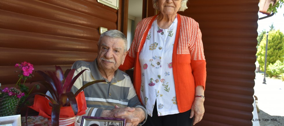 Oya ve Ertuğrul Altıok Çifti Huzurevi Yaşamını Anlattı: Sevgiyle Geçen Yıllar