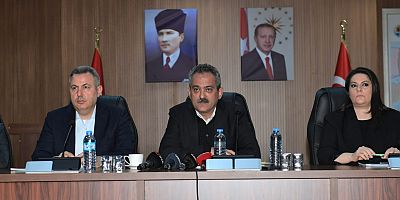 BAKAN ÖZER: ADANA'DA EĞİTİM ÖĞRETİMİ 13 MART'A ERTELİYORUZ
