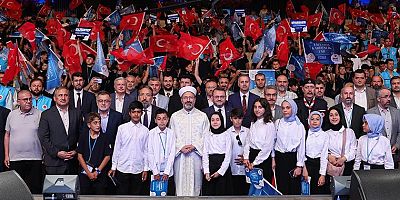 “Bizim geleceğe yönelik yatırımımız istikbalimizi ahlaklı gençlere emanet etmemizdir”