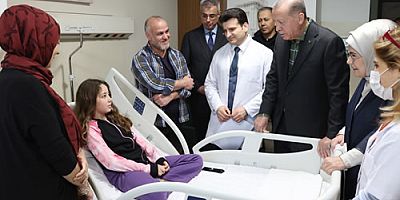 Cumhurbaşkanı Erdoğan, Başakşehir Çam ve Sakura Şehir Hastanesi’nde tedavi gören depremzedeleri ziyaret etti