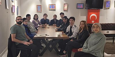 Gençler, Kitap Tahlil Grupları ile Yeni Ufuklara Yelken Açamaya Hazırlanıyor