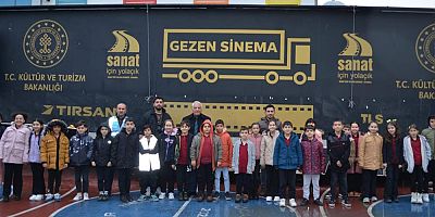 Gezen Sinema Yüzlerce Durağın Ortak Heyecanı Oldu