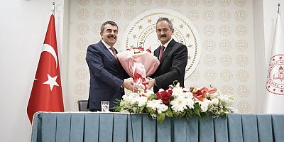 MİLLÎ EĞİTİM BAKANI YUSUF TEKİN, GÖREVİ MAHMUT ÖZER'DEN DEVRALDI