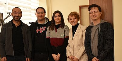 Z Kuşağı Soruyor, Y Kuşağı Köprü Oluyor